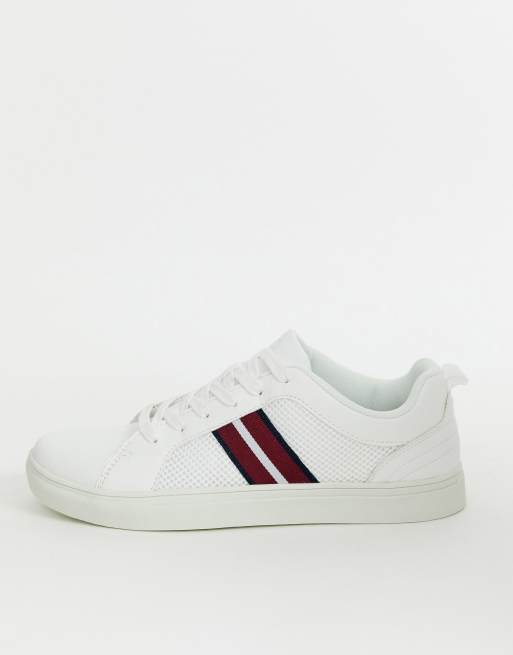 Red stripe sale shoes