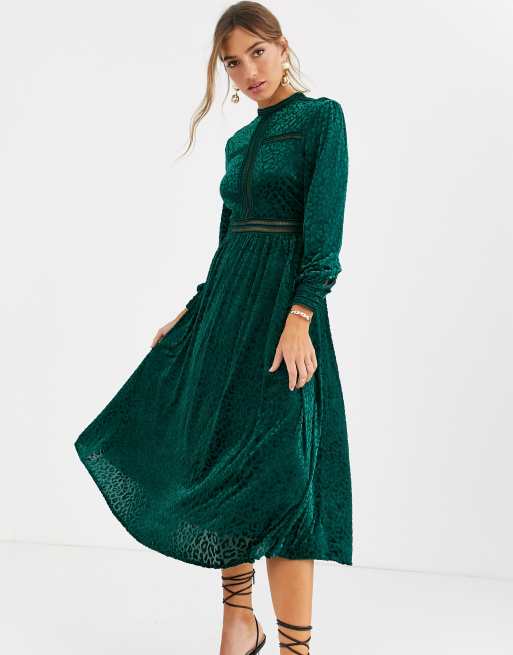 long sleeve green velvet bodycon dress