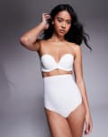 [Bye Bra] Bye Bra Gala backless and strapless stick on bra in ivory-White A Cup IVORY