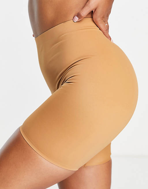 Bye Bra invisible mid waist medium contour shaping shorts in light brown