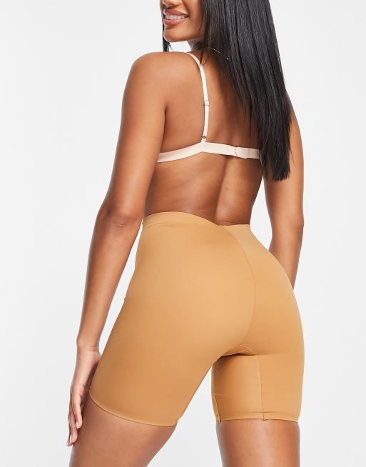 Bye Bra - Usynlige shaping-shorts med mellemhøj talje, konturdetaljer og medium, formgivende effekt i lysebrun, 2 af 4