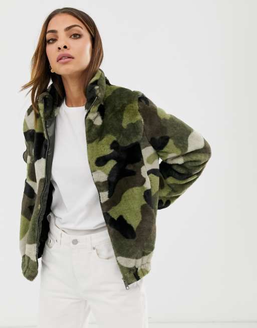 b.Young camo fleece jacket