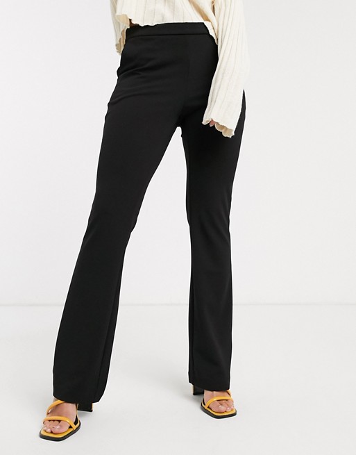 b.Young stretch flared trouser