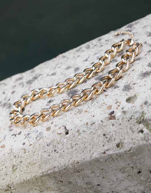 Cadena barbada con eslabones de 17 mm en tono dorado de ASOS DESIGN, 3 de 4