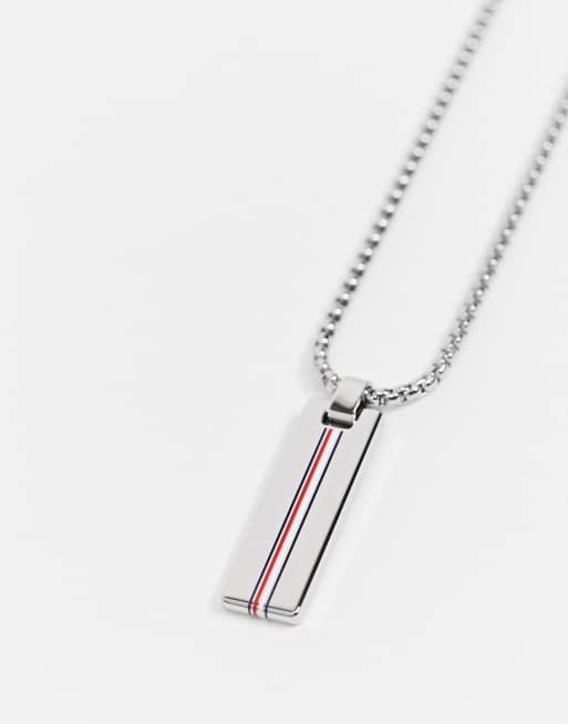 Cadena para el cuello en plateado con colgante de la marca de Tommy Hilfiger, 2 de 4