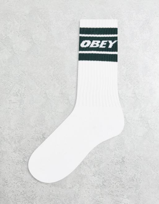 Calcetines blancos con bandas verdes Cooper II de Obey