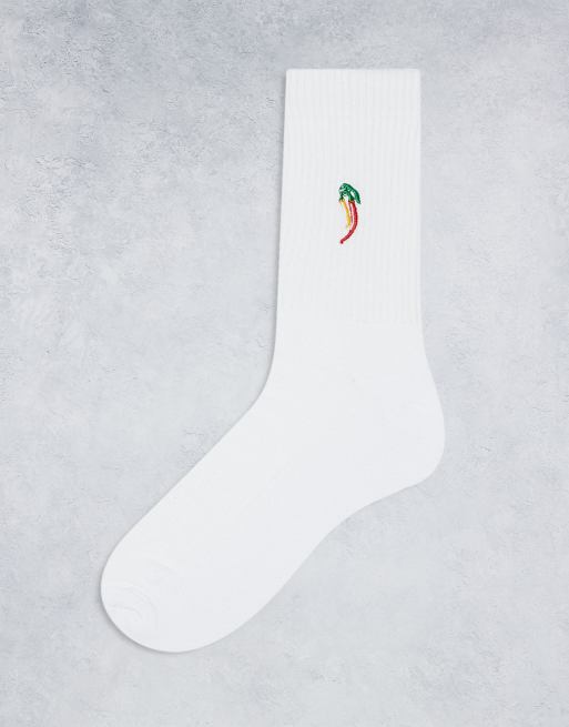 Calcetines blancos con detalle artístico de guindillas de ASOS DESIGN
