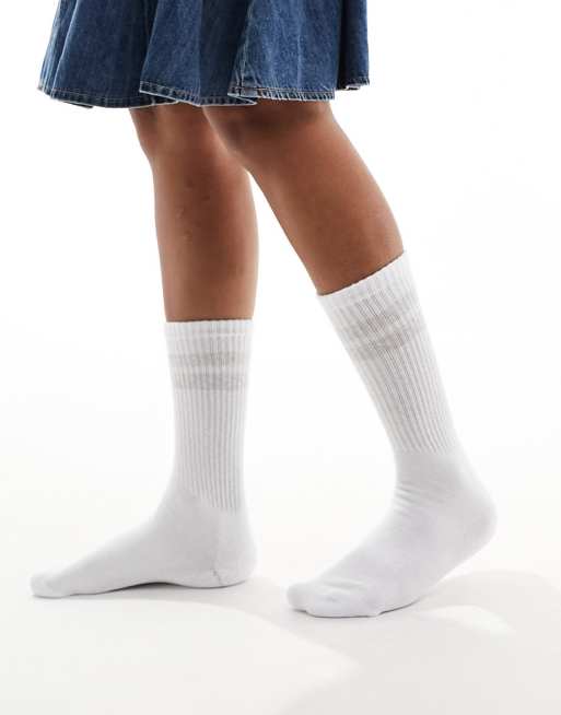 Calcetines blancos y grises deportivos de canalé de Vero Moda, 4 de 4