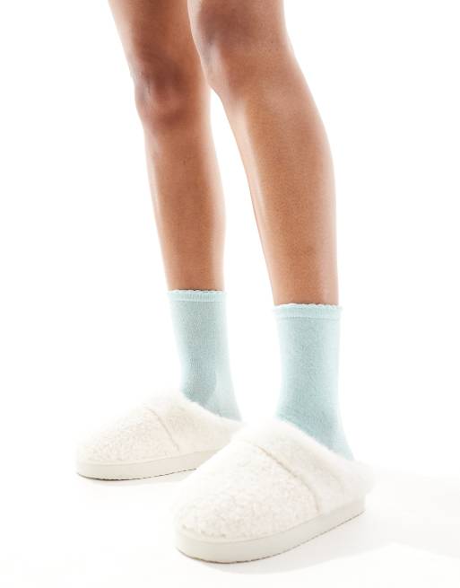 Calcetines color aguamarina con acabado de purpurina de PIECES, 3 de 3