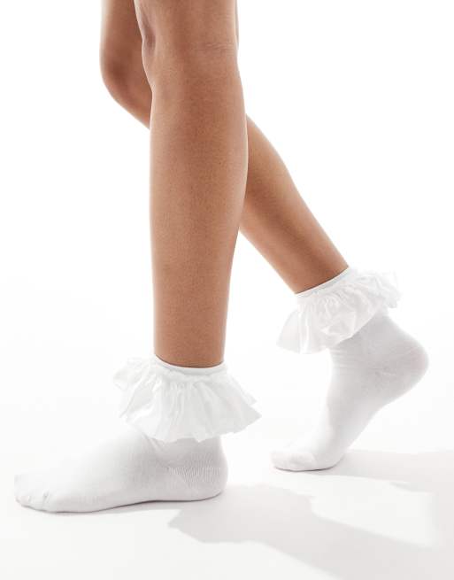Calcetines color crema con detalle de volante de Glamorous 