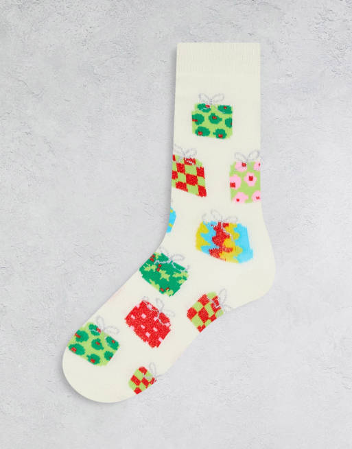 Calcetines color crema con diseño de regalos de Navidad y bolsa de regalo a juego de Loungeable