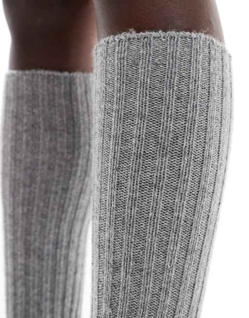 Calcetines por la rodilla grises para botas de lana de ASOS DESIGN, 4 de 4