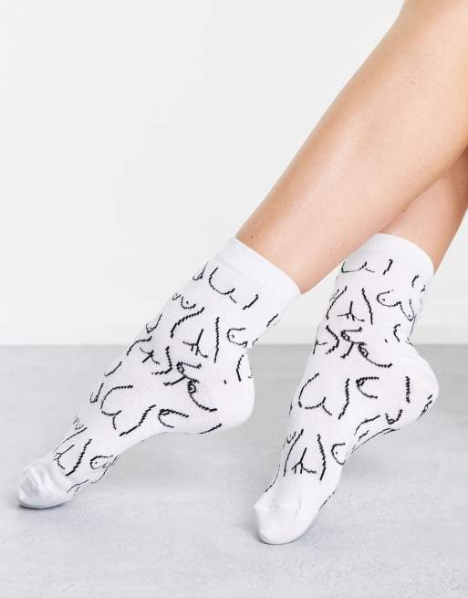 Calcetines tobilleros blancos con estampados corporales de ASOS DESIGN, 2 de 4