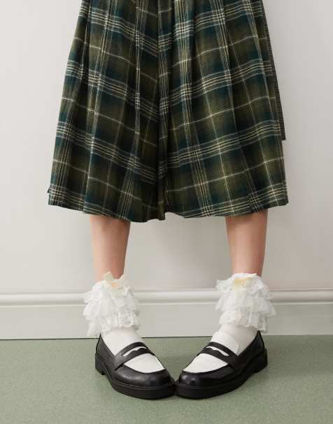 Calcetines tobilleros blancos con volantes de Reclaimed Vintage - view 1