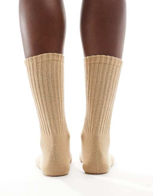Calcetines tobilleros color arena de pointelle Magda de SUI AVA, 2 de 4