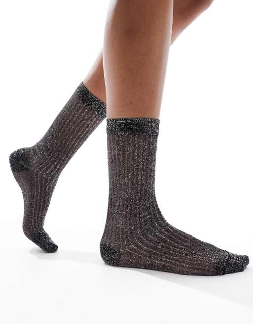 Calcetines tobilleros deportivos negro metalizado transparente holgados de ASOS DESIGN