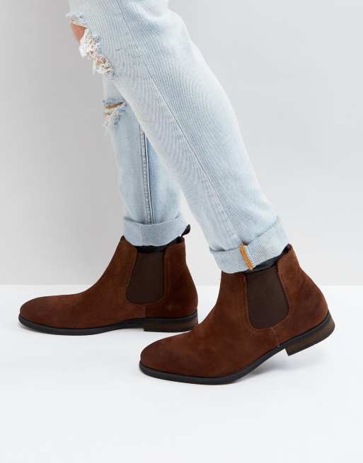 Chelsea boots in on sale spring