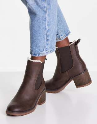 chelsea boots for spring