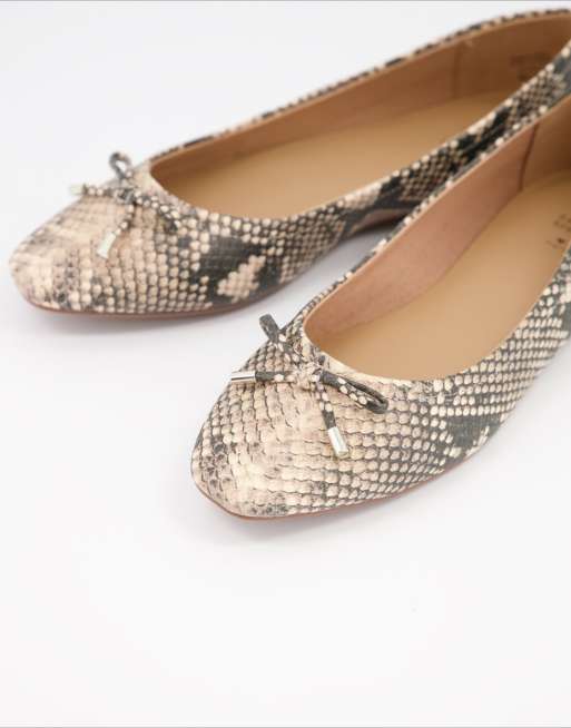 Aldo hot sale snakeskin flats