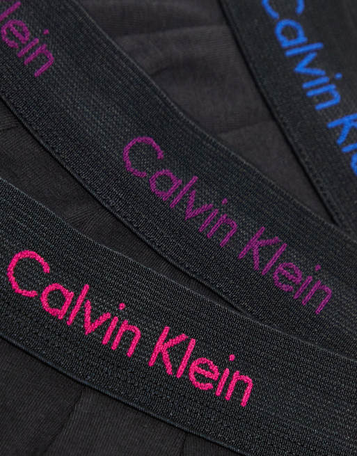 Calvin Klein – 3er-Pack tief sitzende Unterhosen aus Baumwollstretch in Schwarz mit Kontrastlogo, 3 von 4
