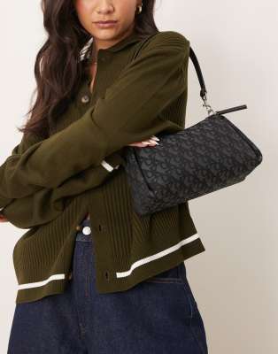 Calvin Klein Jeans Calvin Klein 90s monogram shoulder bag in black