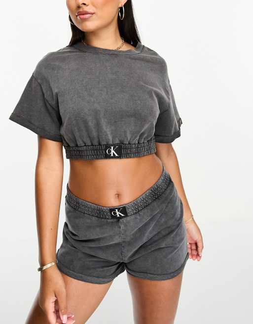 Calvin klein shorts and deals crop top