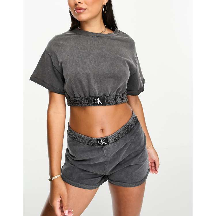 Calvin shorts and store crop top set