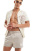 Thumbnail 2 von 4
