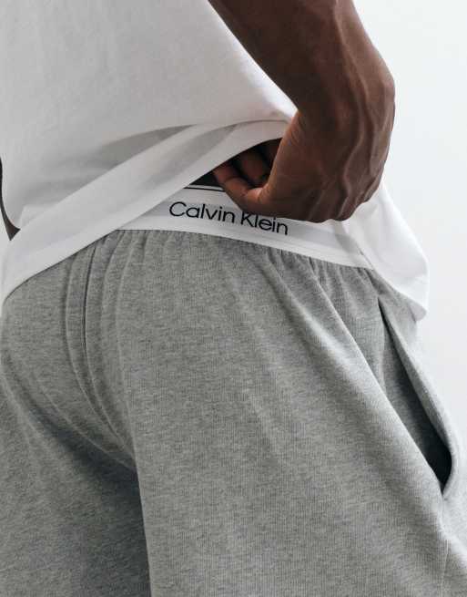 Calvin Klein Baumwoll-Pyjamashorts mit Logo-Bund in Grau, 5 von 5