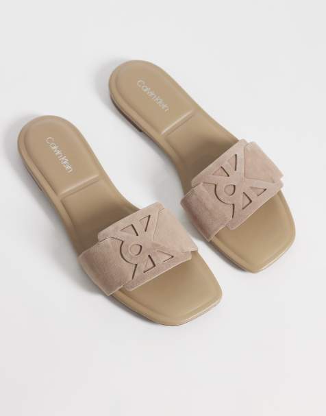 Calvin Klein – Beige fyrkantiga sandaler i mocka - view 1