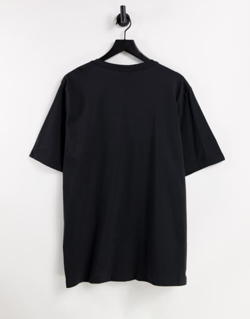 Calvin Klein Big & Tall – Czarny T-shirt z liniowym logo, 2 z 4