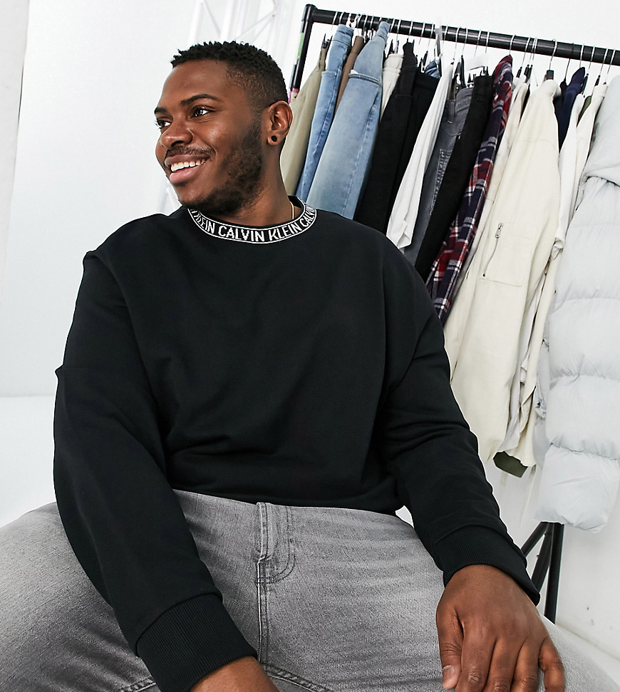 Calvin Klein – Big & Tall – Svart sweatshirt med avslappnad passform och logga, endast hos ASOS