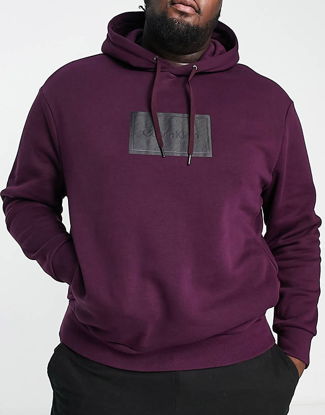 Calvin Klein - big & tall textured logo box comfort hoodie in burgundy