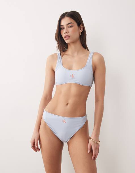 Calvin Klein – Bikinihose in Blau mit Logo und hohem Beinausschnitt - view 1