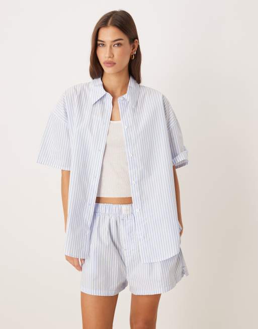 Calvin Klein – Blårandig, avslappnad poplinskjorta, 2 av 4