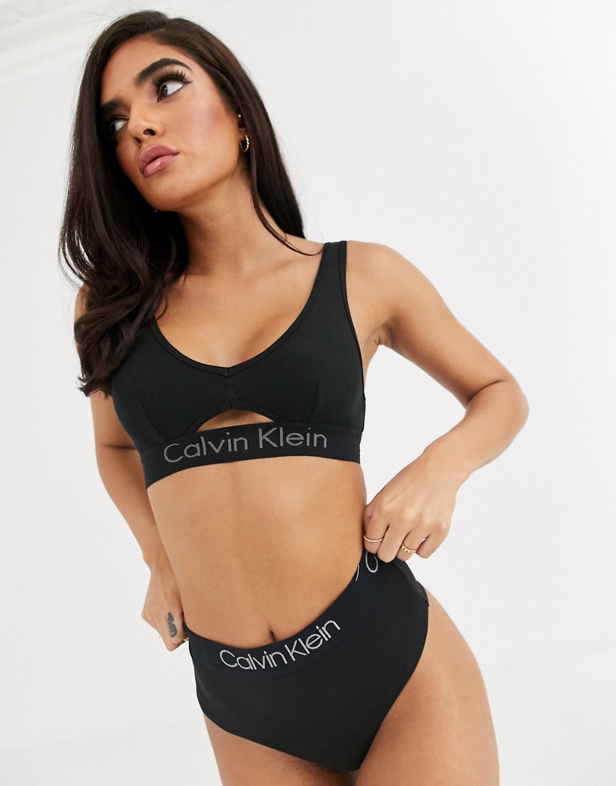 Calvin Klein - body - Ongevoerde bralette in zwart