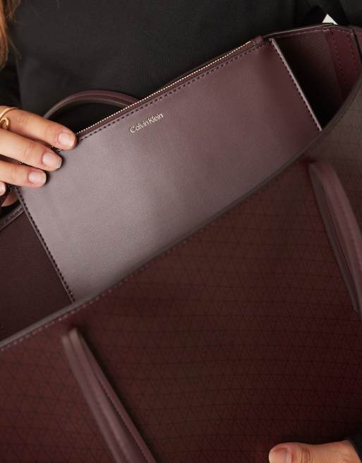Calvin Klein - Bordeauxrød tote-taske med logoprint, 2 af 4