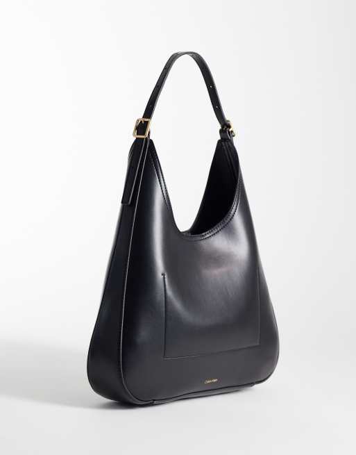 Calvin Klein borsa a secchiello grande e liscia con dettagli dorati nera, 2 di 4