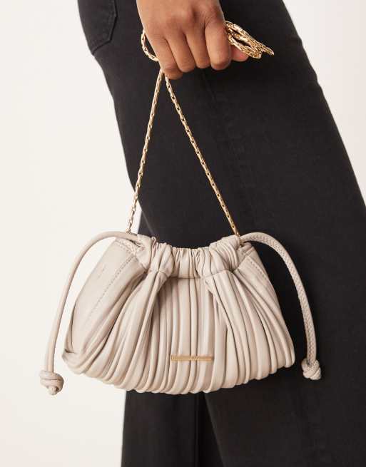 Calvin Klein - Borsa da spalla plissé color grigio chiaro con coulisse