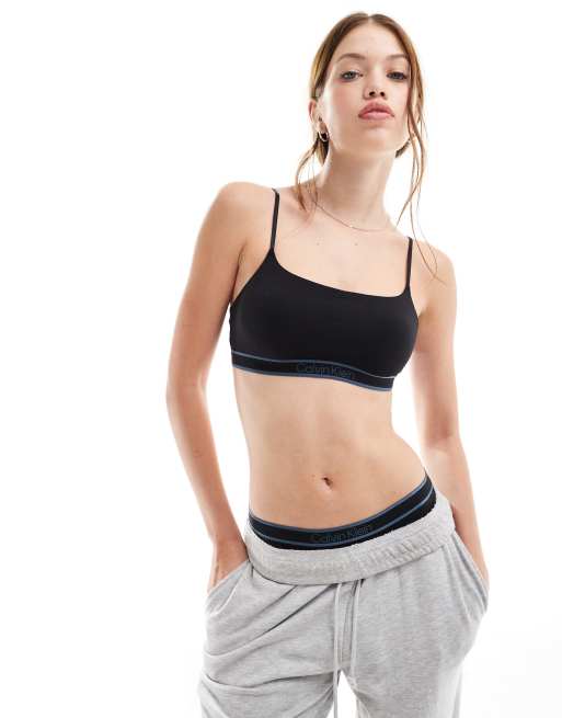 Calvin Klein - Brassière nera in cotone con fodera leggera, scollo ampio e fascia con logo tono su tono