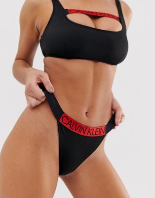 Calvin Klein - Braziliaans bikinibroekje met contrasterend logobandje in zwart