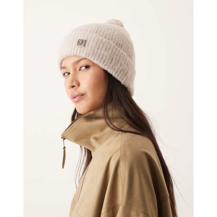 Calvin Klein Gray and Tan Knit Pom-Pom Beanie Hat Calvin Klein Beanie - gray morn/off-white - Zalando.ie main image 4