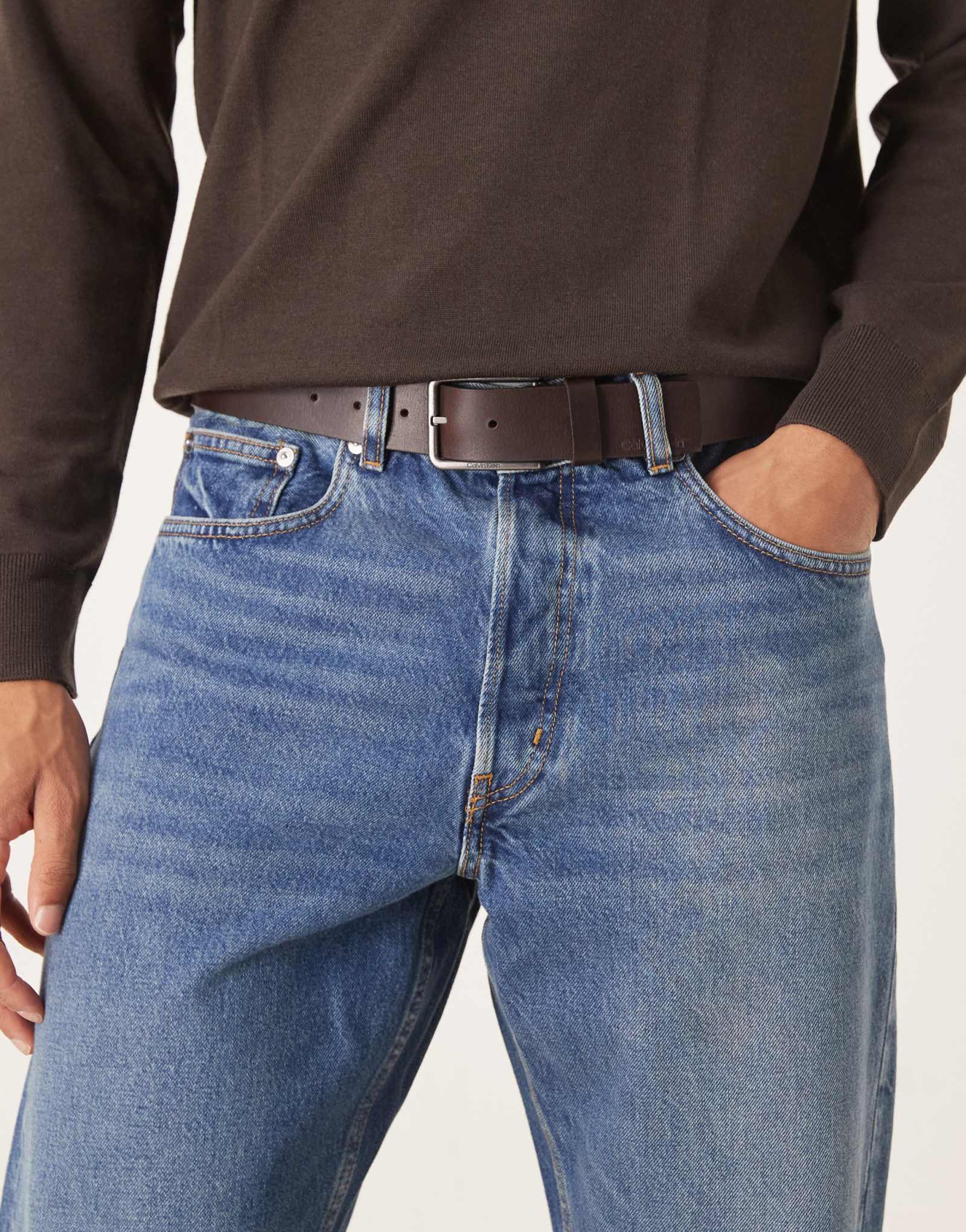Коричневый ремень с пряжкой Calvin Klein