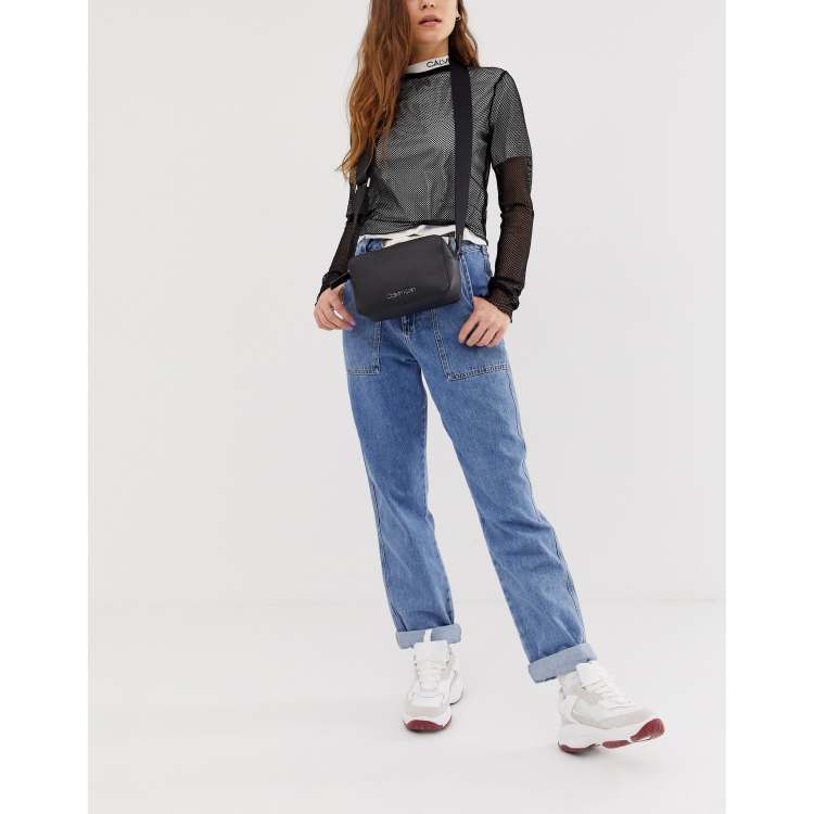 calvin klein camerabag