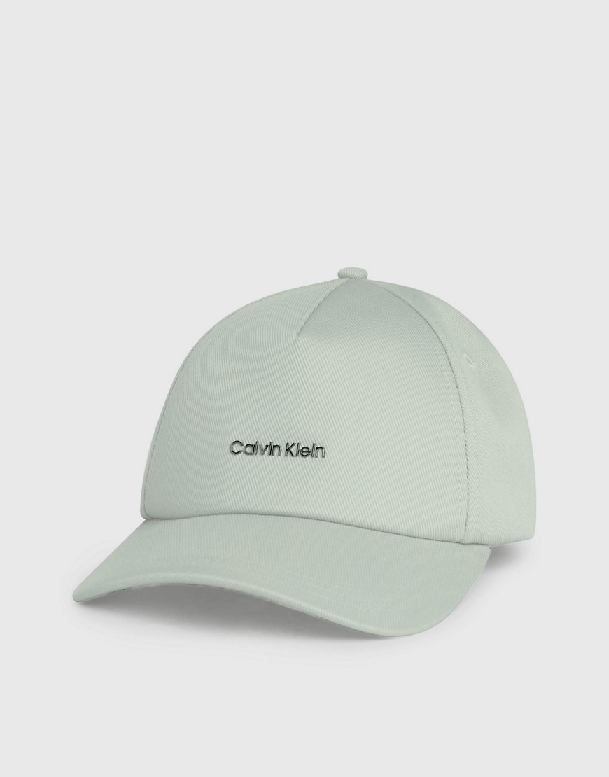 Calvin Klein Canvas Cap in Pigeon-Grey