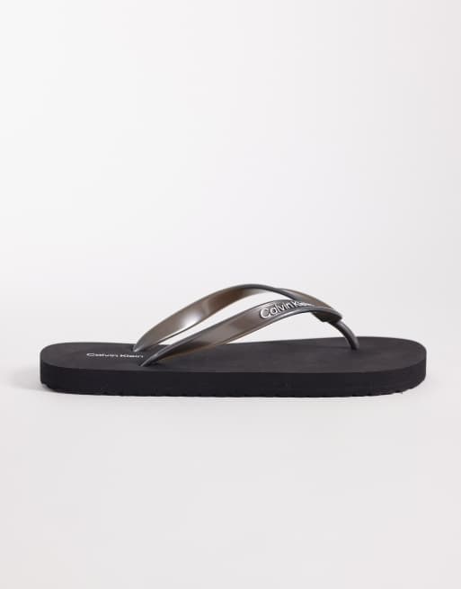 Calvin Klein - chanclas metalizadas negras, 3 de 4