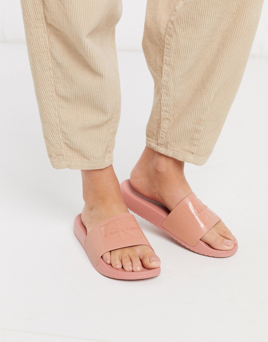 Calvin Klein - Christie - Roze slippers van gel