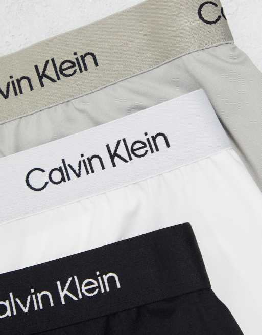 Calvin Klein Cotton Stretch 3 pack low rise trunks in white