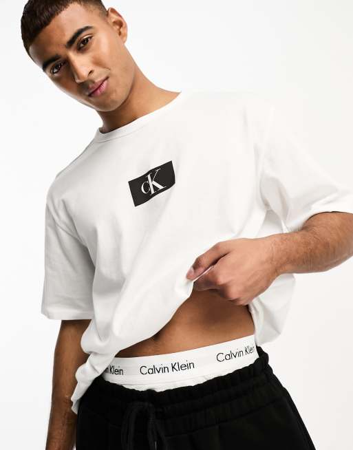 Calvin Klein Tee Shirt