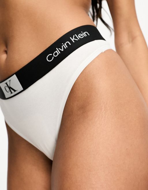 Calvin Klein Underwear Tanga CK96 Modern em Preto